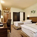 Privilege - Empire Group Appart hôtel
