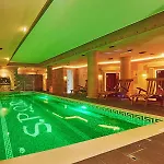 Privilege - Empire Group 4* Košice