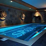Privilege - Empire Group 4* Košice