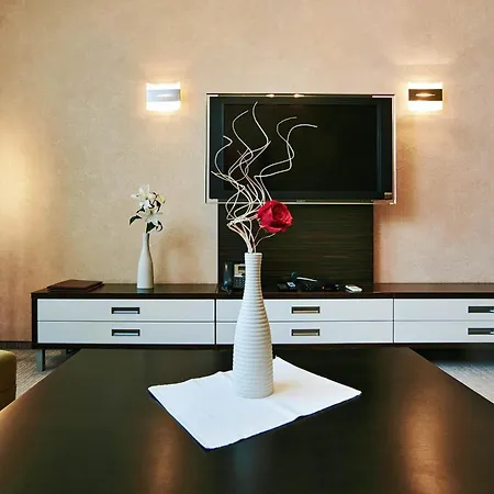 Privilege - Empire Hotels Group 4* Kosice