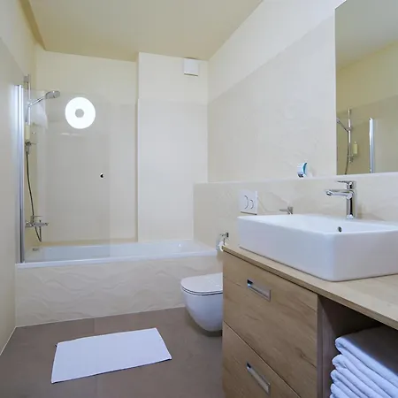 Privilege - Empire Hotels Group Aparthotel Košice