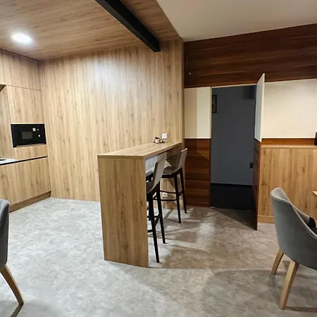 Privilege - Empire Hotels Group Aparthotel Kosice