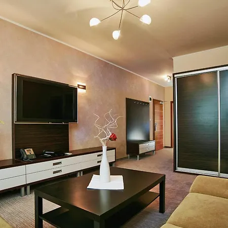 Privilege - Empire Hotels Group Aparthotel 3*