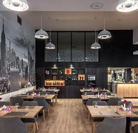 Privilege - Empire Hotels Group 4* Kosice