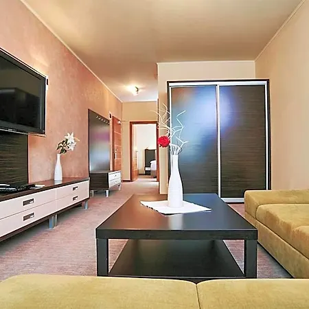 Privilege - Empire Group Lejlighedshotel