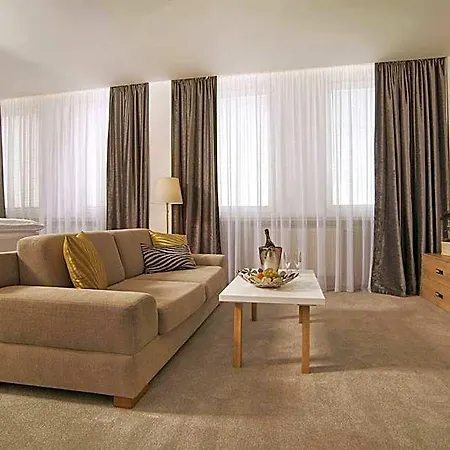 Privilege - Empire Group 3*