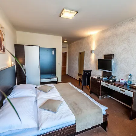 Aparthotel Privilege - Empire Hotels Group 3*