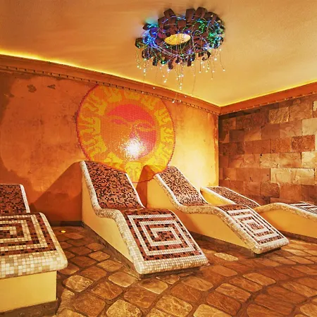Privilege - Empire Hotels Group 4* Kosice